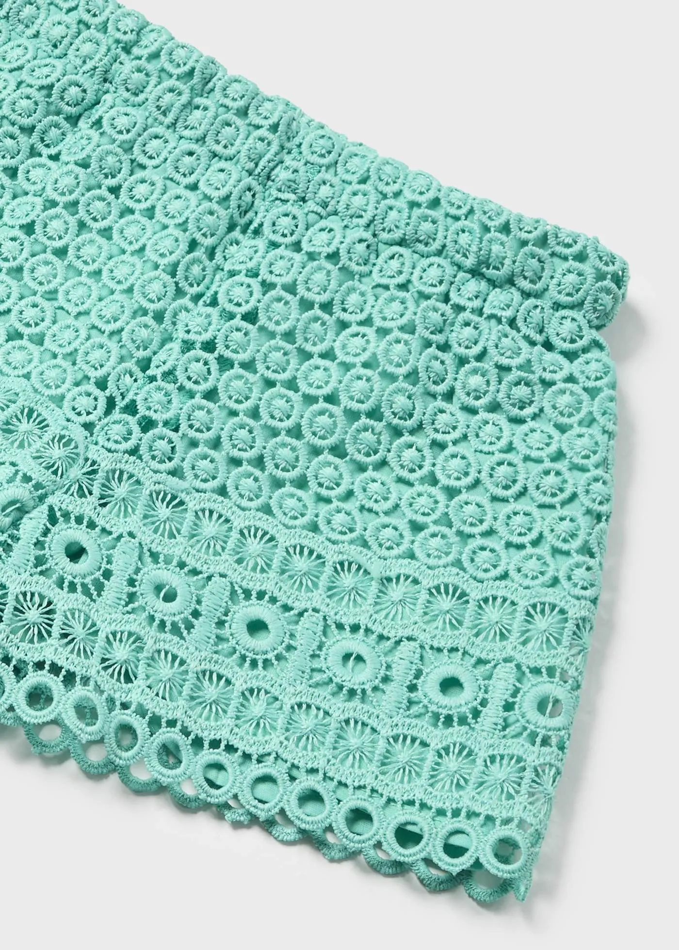 1233 - Crochet short set for baby girl - Agate