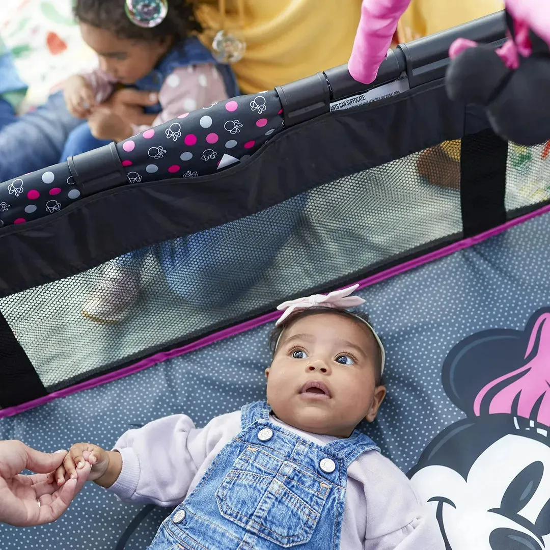 3D Ultra Baby Play Yard with Bassinet and Toy Bar - Modern Minnie