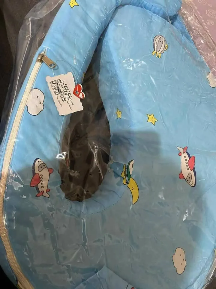 BABYHUG Cotton Feeding Pillow
