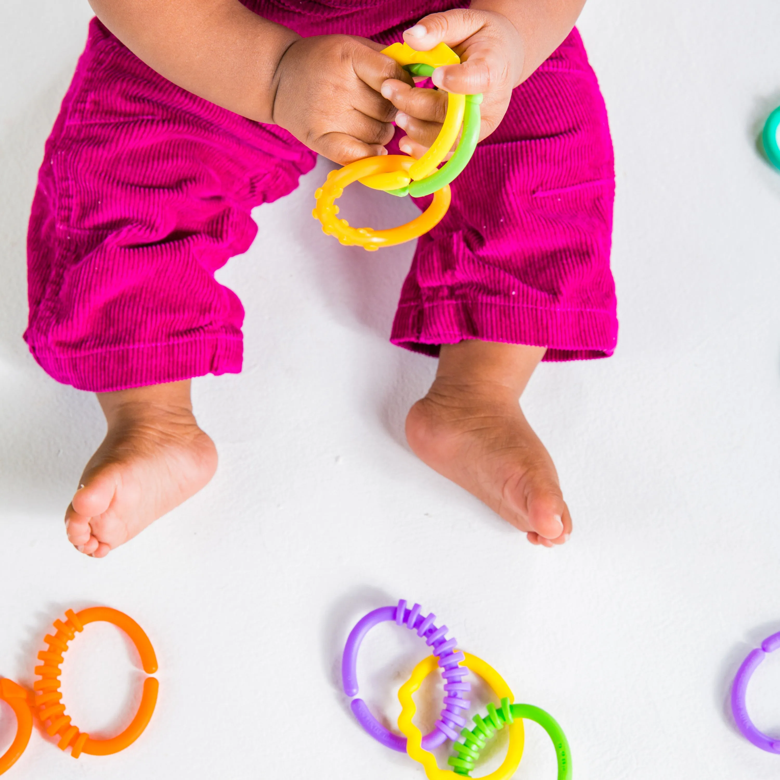Bright Starts Lots of Links Take-Along Toys