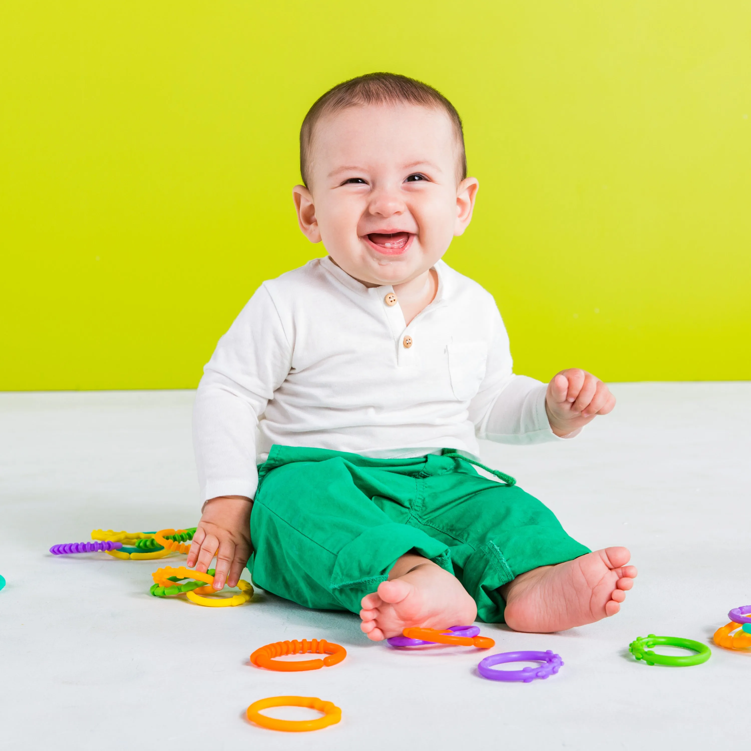 Bright Starts Lots of Links Take-Along Toys