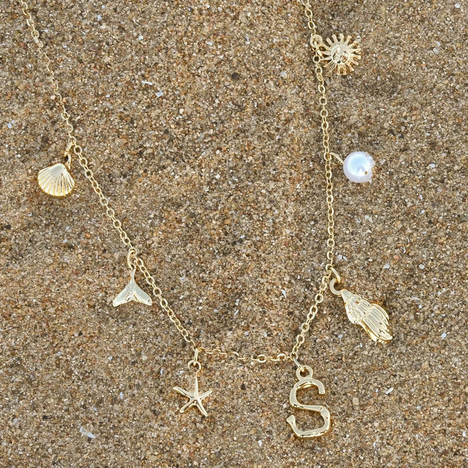 Charm Necklace for Women Shell Starfish necklace 18K Gold Plated Womens Charm Necklace Ocean Jewelry Name Necklace Personalized Initial Necklaces for Women Trendy Jewelry