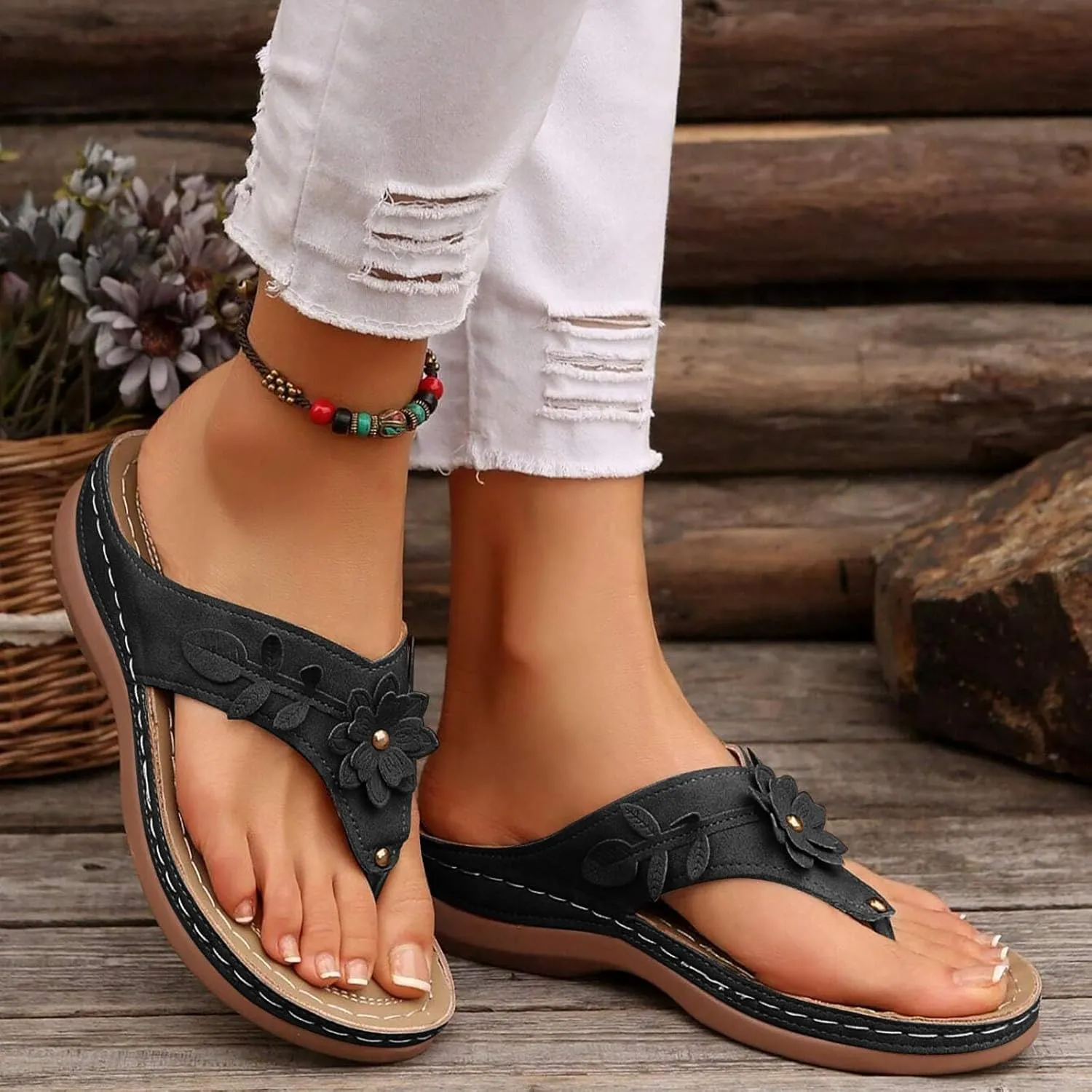 Eduavar Sandals for Women 2025 Slide Shoes Slip On Flip Flops Summer Open Toe Slippers Walking with Arch Support Beach Sandal