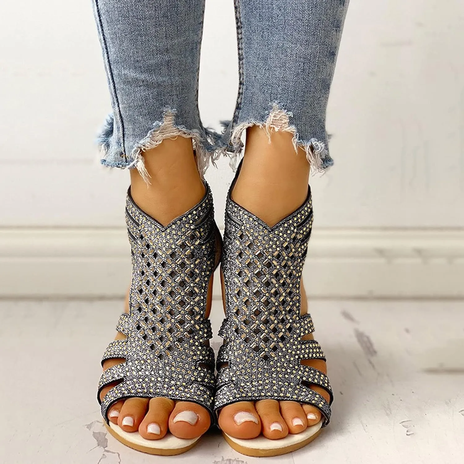 Eduavar Sandals for Women Casual Summer, Women Sandals Closed Toe Wedge Sandals Summer Casual Ankle Strap Buckle Sandals