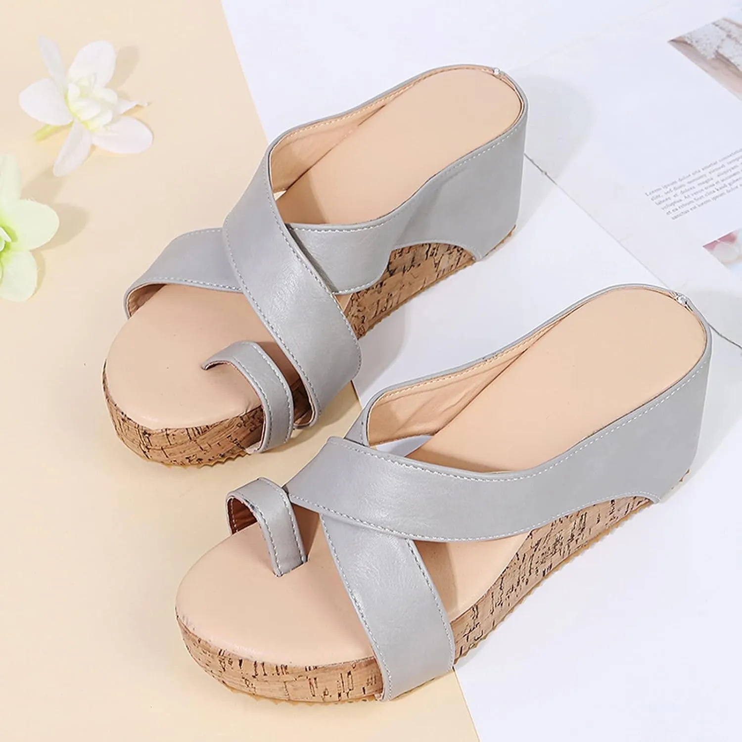 Eduavar Wedge Sandals for Women, Sandals for Women Fashion Strap Flat Sandals Rhinestone Size Large Clip Toe Sandals