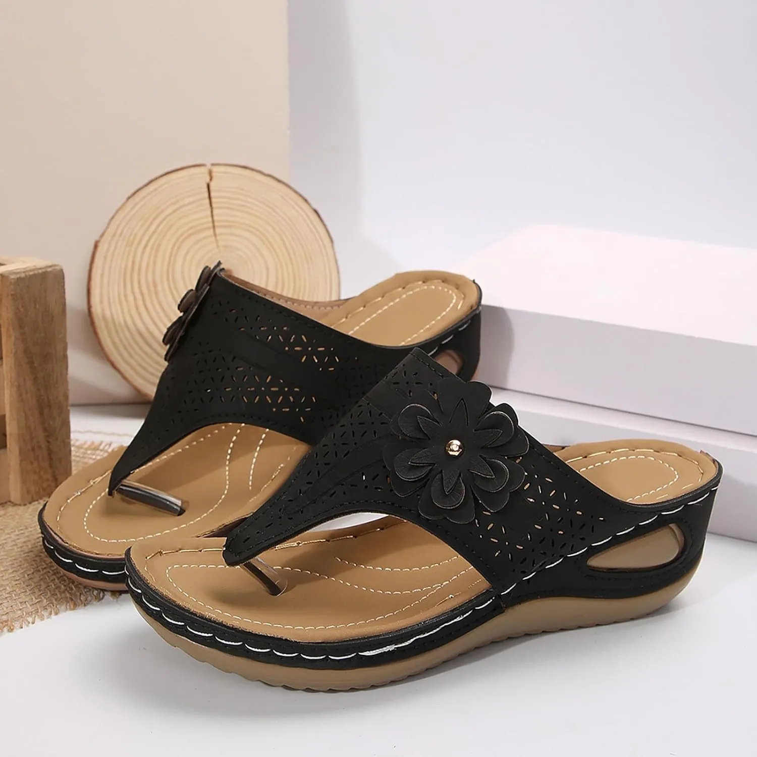 Eduavar Womens Sandals Arch Support Thong Ladies Wedge Sandals Comfortable Summer Orthopedic Beach Lightweight Flip-Flops