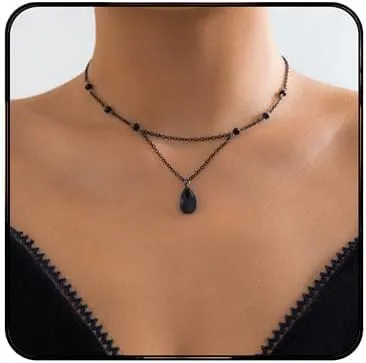 Gothic Blood Drop Choker Necklace for Women Vintage Red Black Teardrop Crystal Pendant Necklace Dark Style Vampire Layering Necklaces Y2k Goth Necklaces Halloween Birthday Party Jewelry