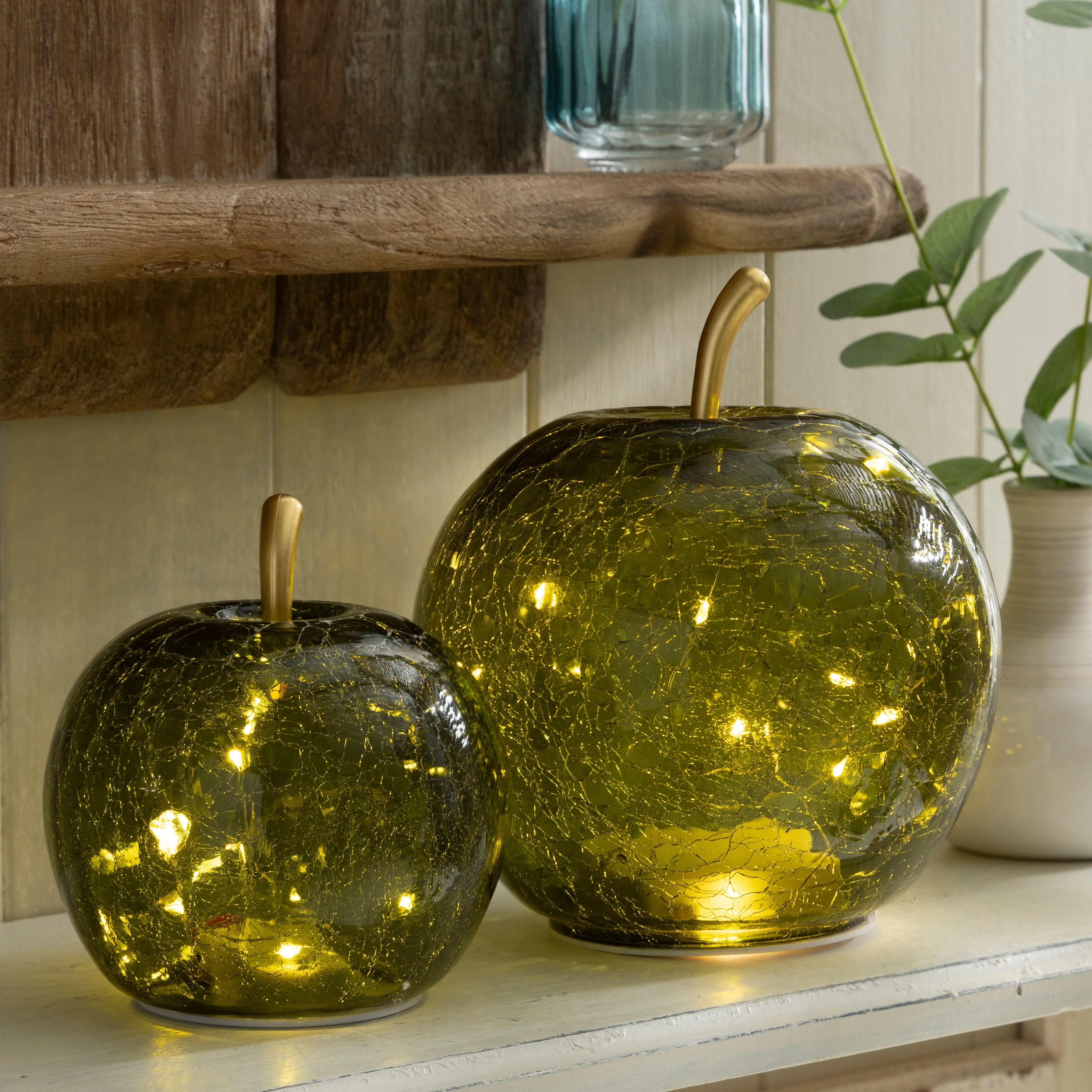 Green Crackle Glass Apple LED Light