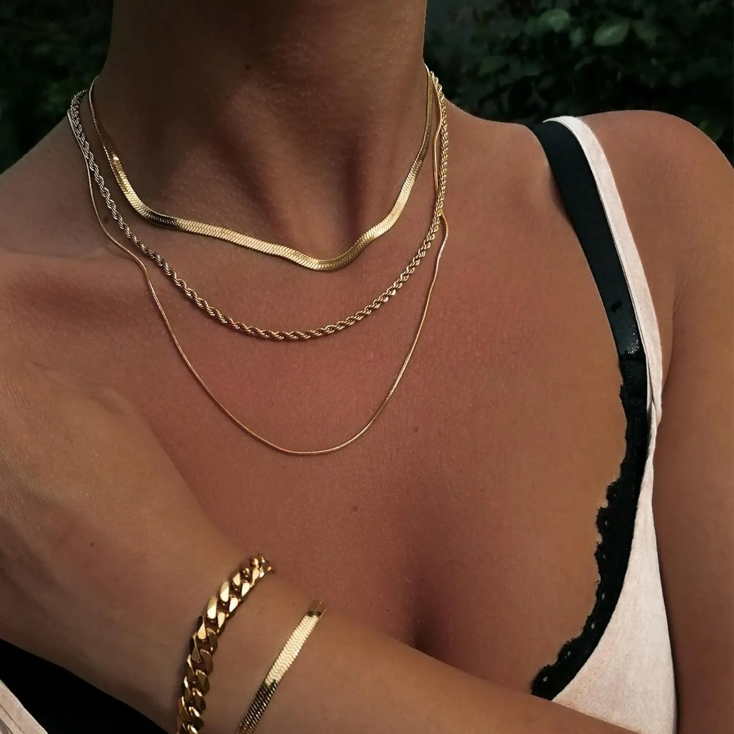 Layered Gold Necklaces for Women,14K Gold Plated Dainty Stackable Stack Choker Necklaces for Women Trendy Layering Pendant Chain Necklace Set Gold Jewelry for Women Gifts