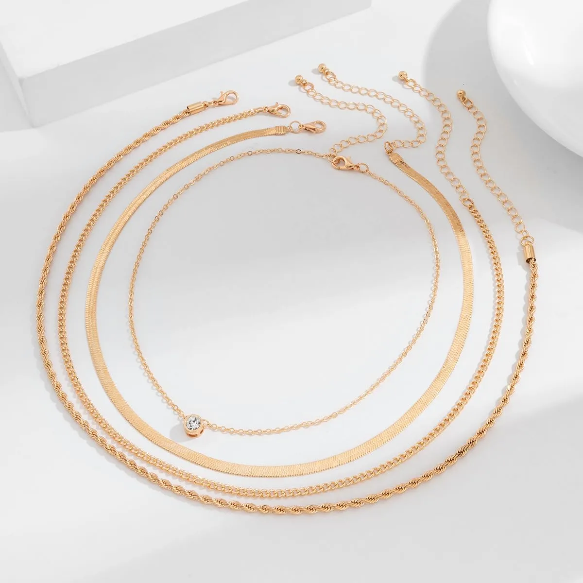 Layered Gold Necklaces Stack for Women,Chunky Gold Necklace Herringbone Paperclip Chain Necklace Pendant Dainty Cuban Chain Toggle Clasp Jewelry Gifts