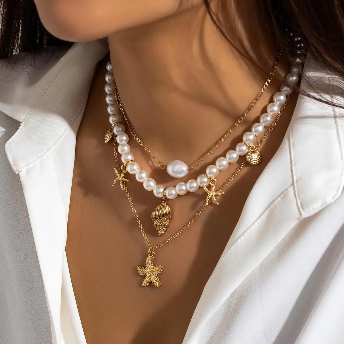 Layered Gold Seashell Necklace for Women Beach Jewelry, Shell Necklaces for Women Summer Jewelry Chunky Gold Necklaces Stack for Women Starfish Eye Pedent Figaro Chain Beach Necklace (Shell Necklaces 2)