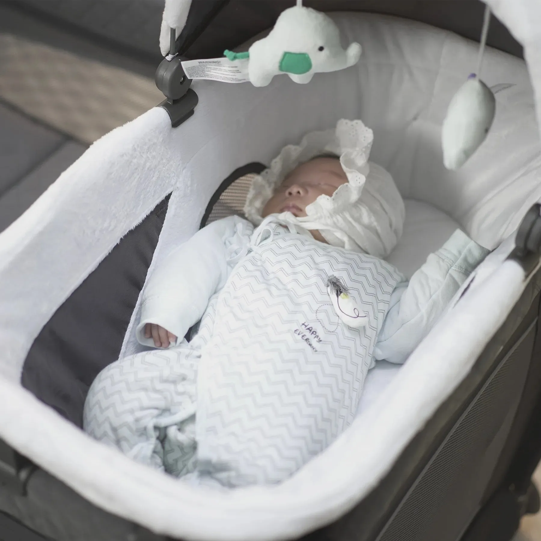 Pamo Babe Unisex Nursery Center Baby Playard with Bassinet & Changing Table, 0-36 Months