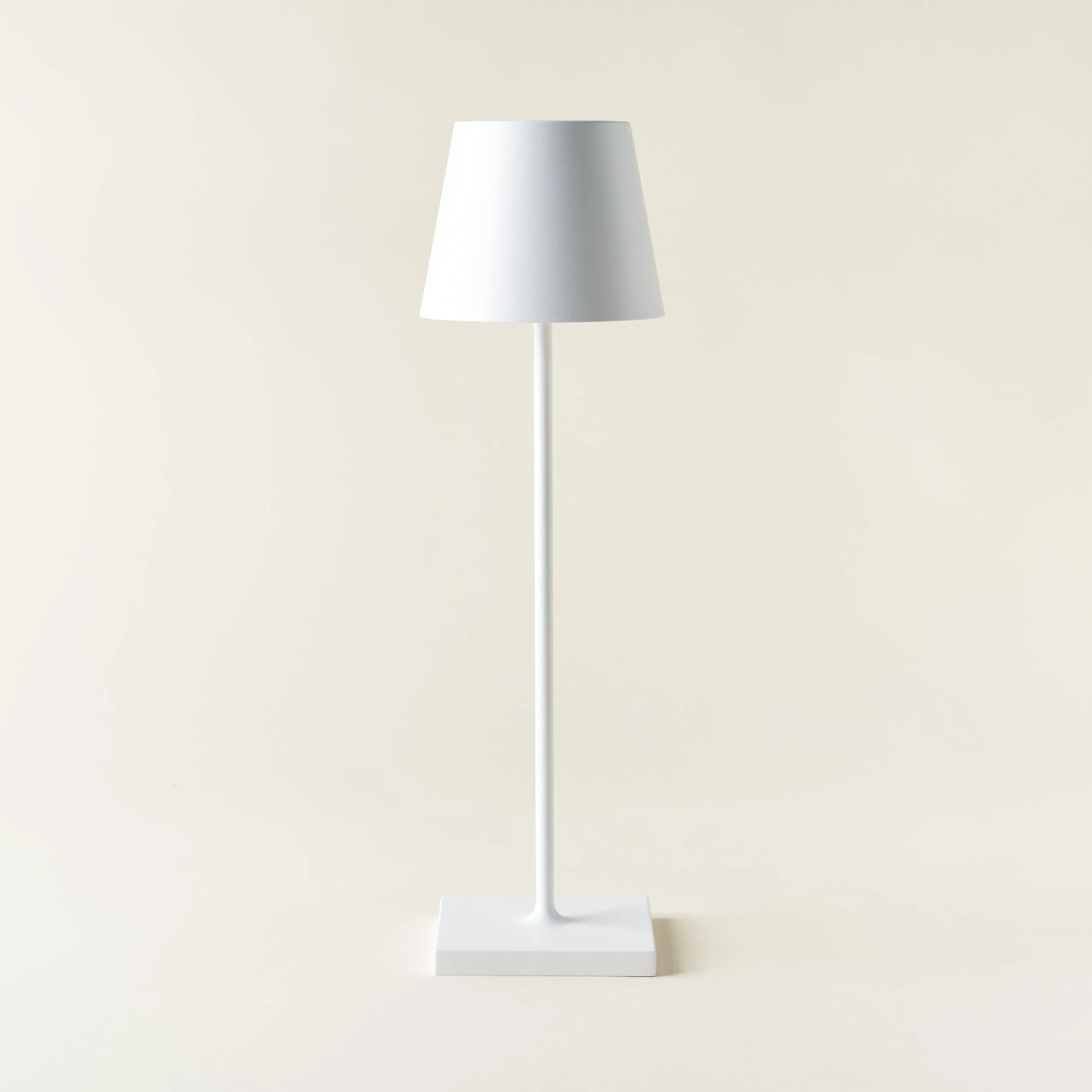 Poldina Pro Table Lamp
