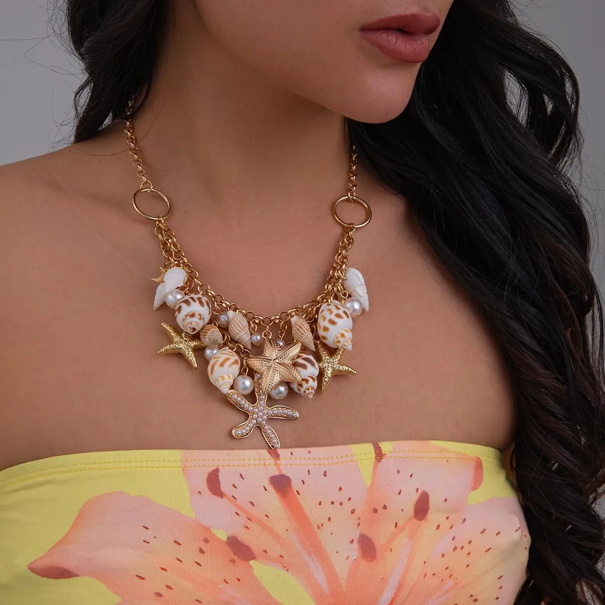 Shell Necklace Beach Jewelry for Women Seashell Starfish Necklace Adjustable Layered Sea Shell Charm Necklaces Summer Outfits for Women Beach Fashion Vacation Essentials Summer Accessories