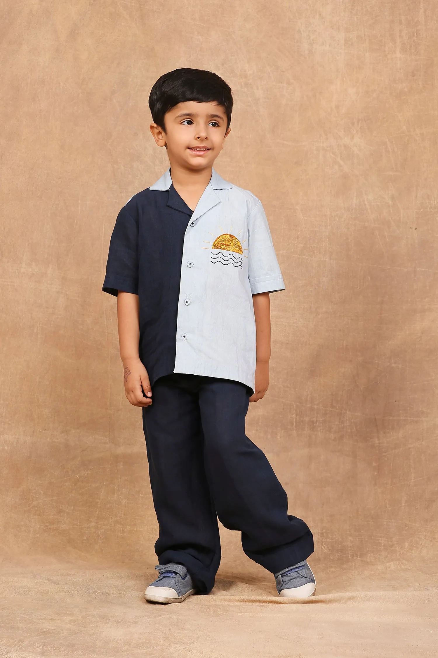 sunny twist shirt