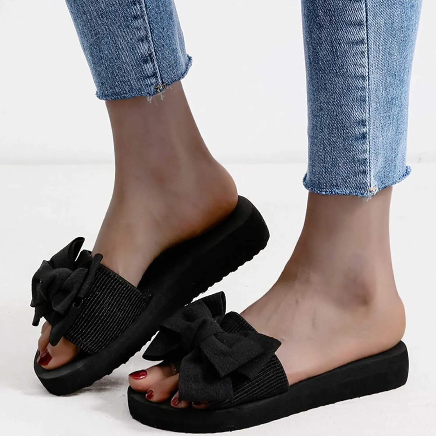 Womens Cute Bowknot Sandals Summer Slip on Lounge Slippers Comfort Flat Slides 2025 New Sandal Beach Shoes