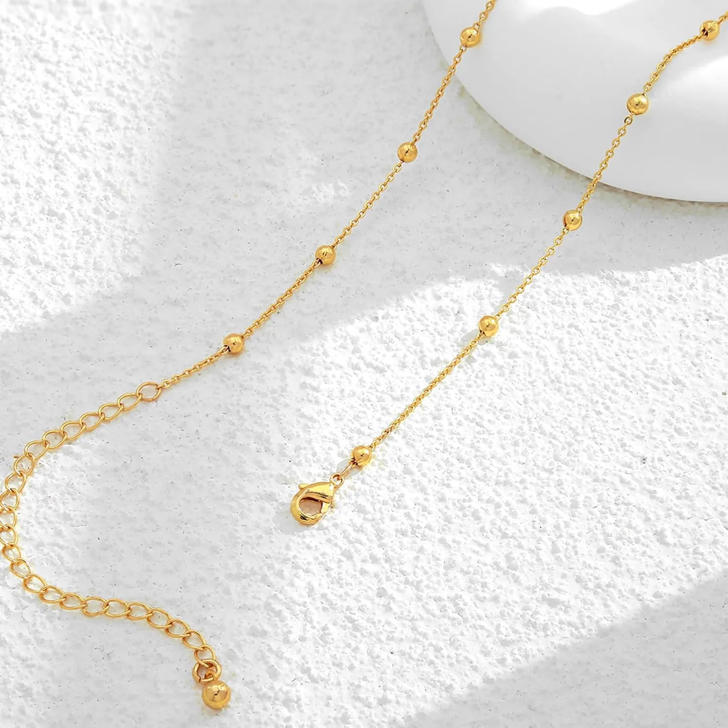 WOWORAMA Gold Sea Shell Necklace for Women Shell Starfish Pearl Charm Necklace Trendy Ocean Sea Pendant Choker Necklace Boho Summer Beach Necklace Jewelry